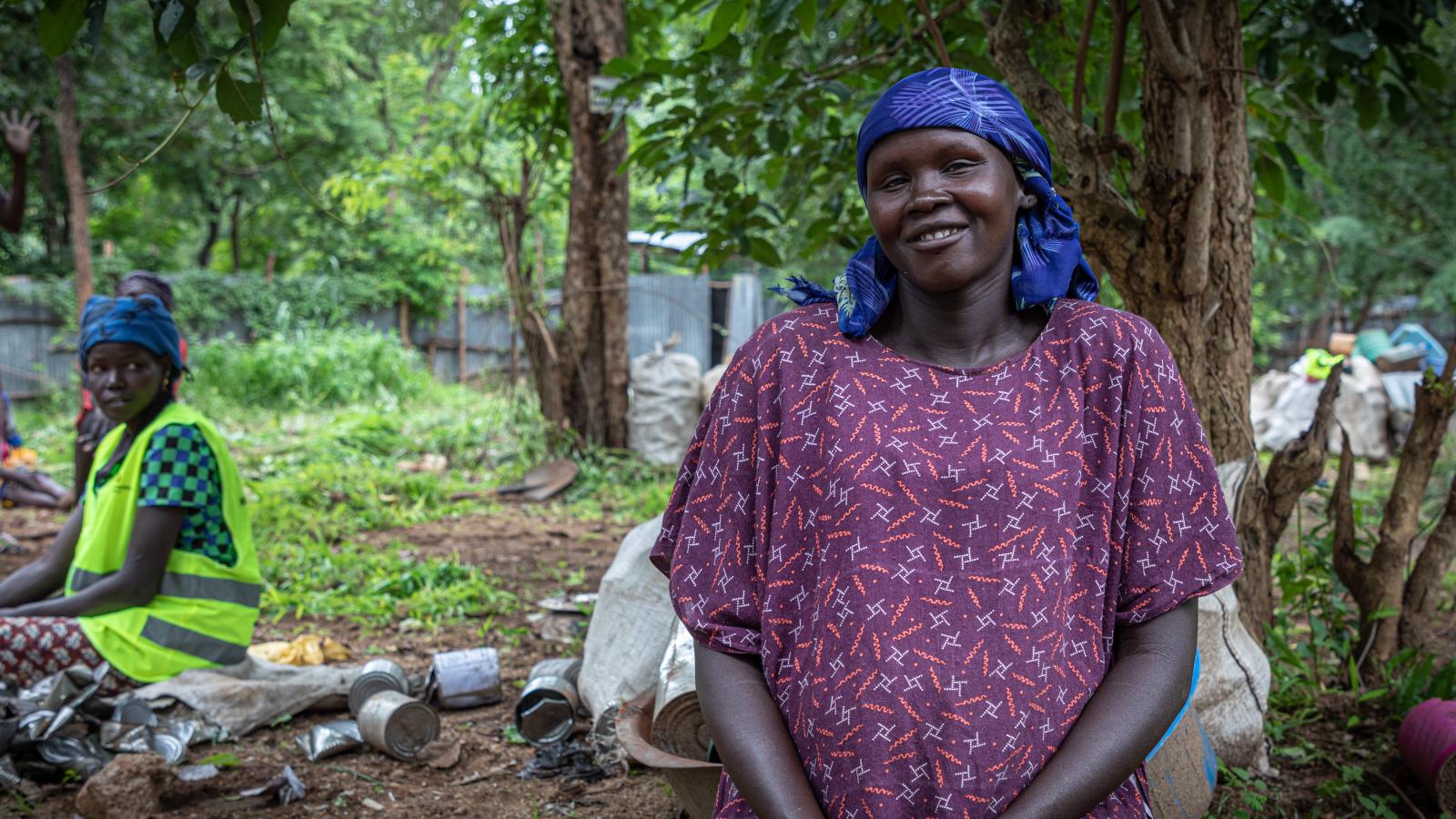 Nyabang, 31, is a refugee from South Sudan. She volunteers to keep the environment clean and contributes to improving the lives of thousands of refugees living in Jewi camp, Gambella. © UNHCR/Eugene Sibomana