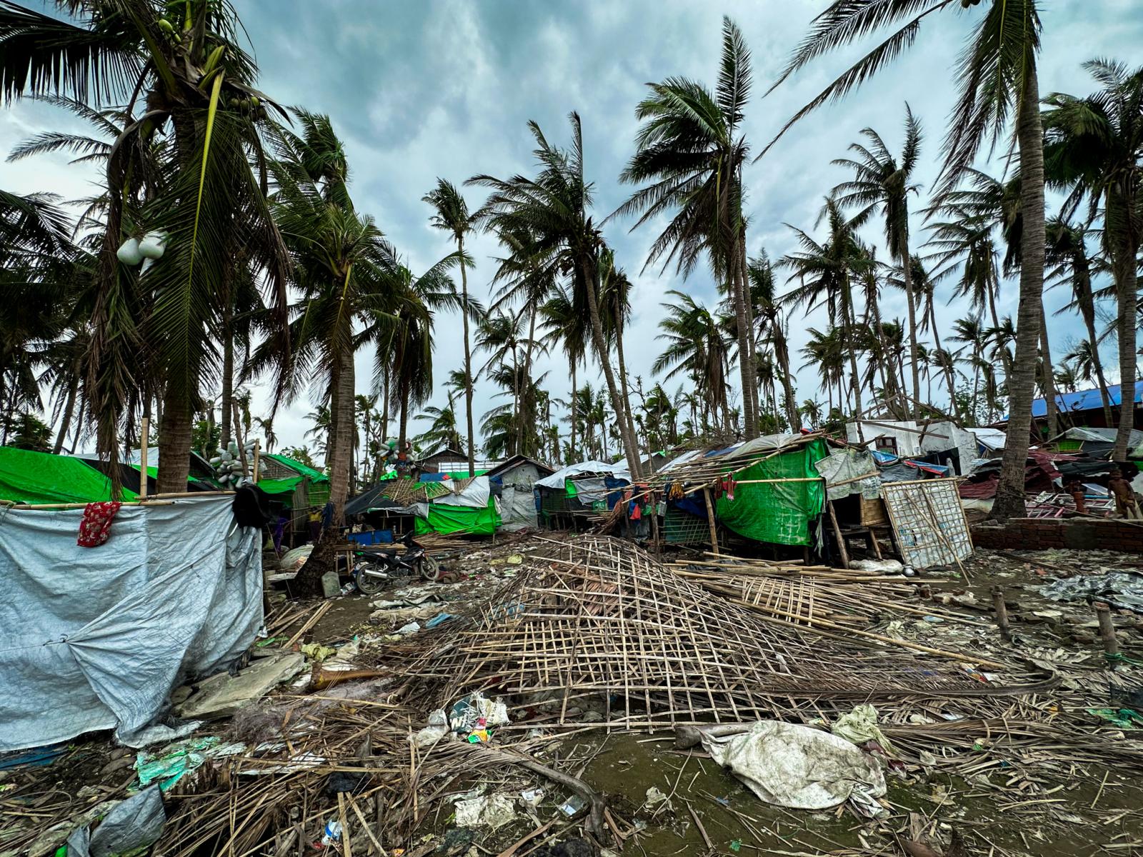 cyclone destroys a camp