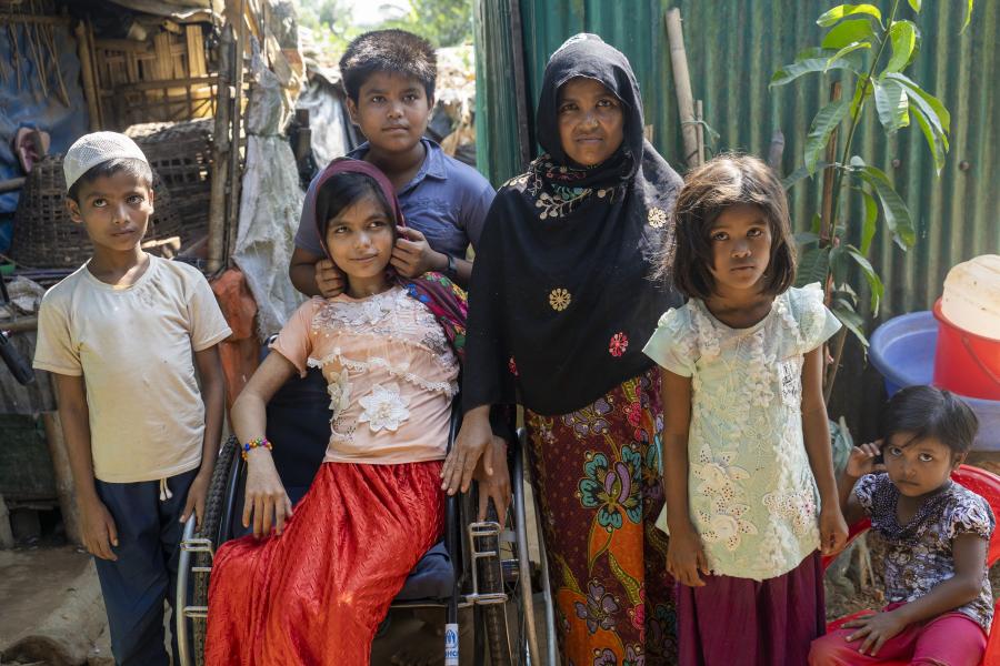 UNHCR supports Rohingya refugees living with disabilities in Kutupalong, Bangladesh. © UNHCR/Saikat Mojumder 