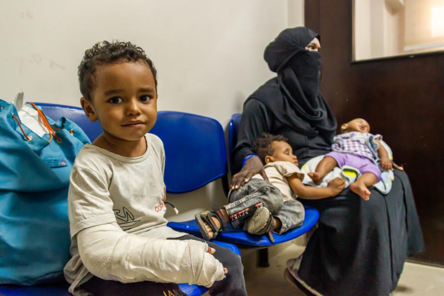 After fleeing Sudan due to violence, Rania* (35) approached UNHCR Registration Center in Cairo, together with her three children, Khalid* (3), Hamid*, and Naglaa * (0), where they were registered as asylum seekers. © UNHCR/Jaime Giménez