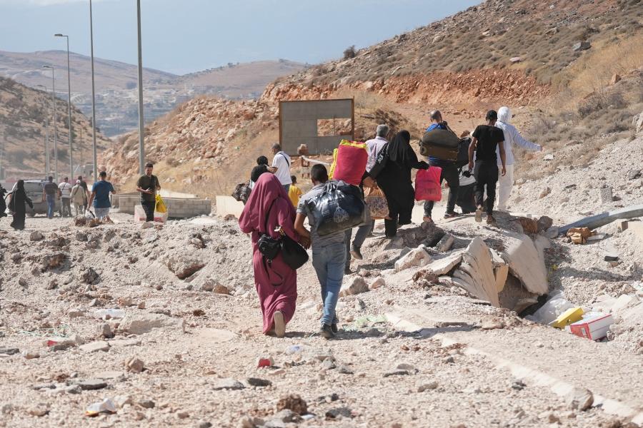 people fleeing